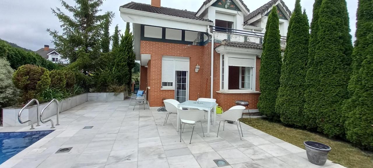Chalet Con Piscina, Sauna Y Jacuzzi Cerca Del Mar A Media Hora De Bilbao Y Santander El Puente  Zewnętrze zdjęcie