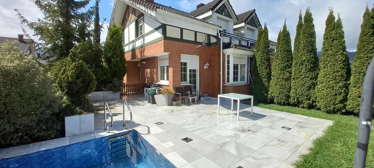 Chalet Con Piscina, Sauna Y Jacuzzi Cerca Del Mar A Media Hora De Bilbao Y Santander El Puente  Zewnętrze zdjęcie